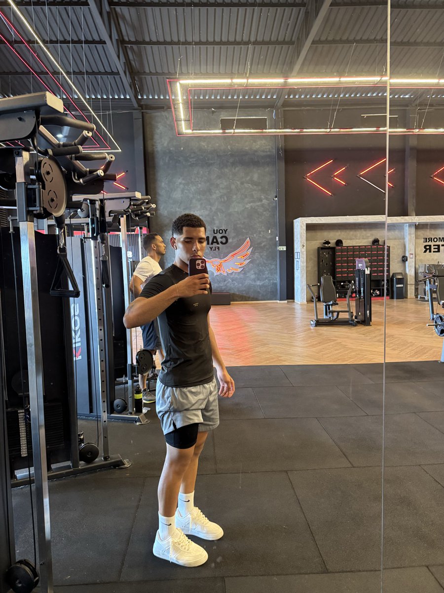 Icavalcan1e's tweet photo. 🏊🏼‍♂️💪🏼🚀 https://t.co/RTFDDFQvSz