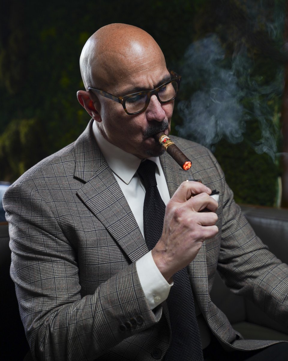 HoltsCigar's tweet photo. Tonights smoke: San Cristobal Original ❤️‍🔥 Tasting notes: dark chocolate 🍫 black pepper 🖤 espresso bean 🫘 black cherry 🍒 walnut 🌰 https://t.co/CmJbboZtJa