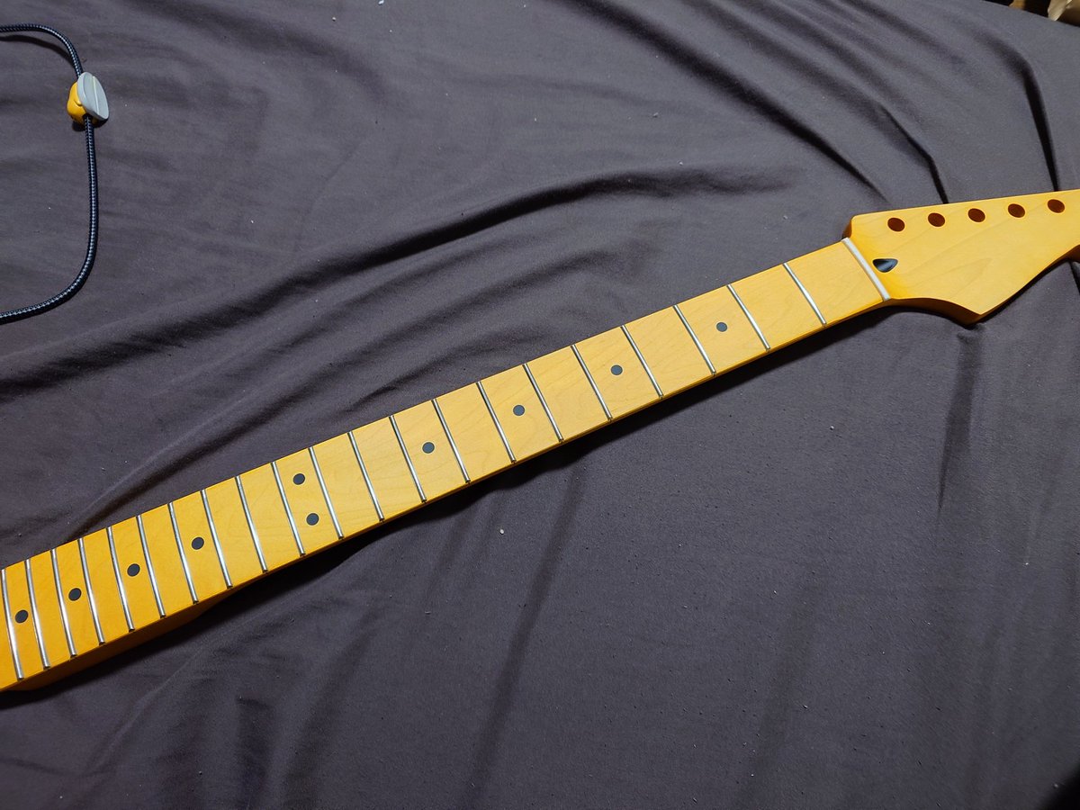 テレカス用にチャイナから4千円で買ったメイプルネックが届いた