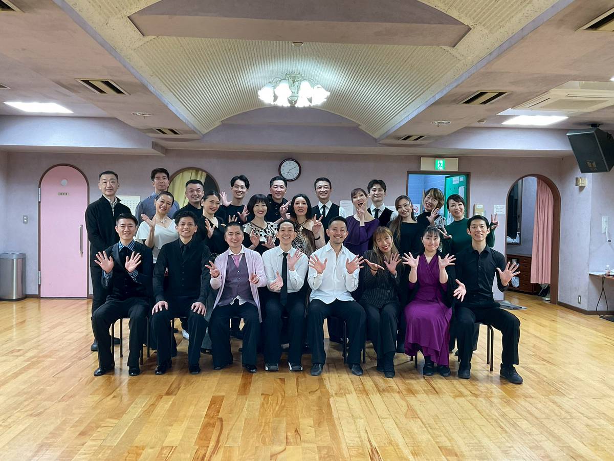 みぃ@社交ダンス講師＆トランポリンコーチ tweet media