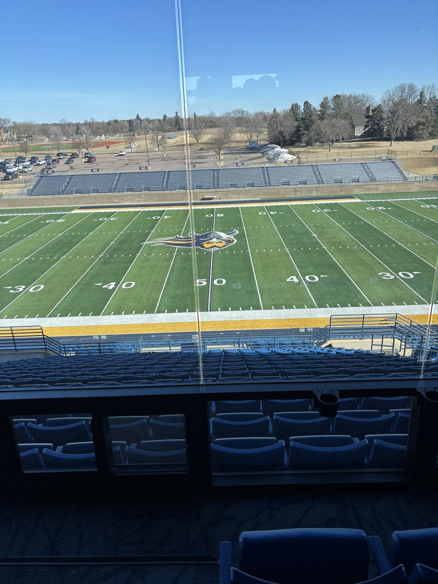 Eli grand 27’ tweet media