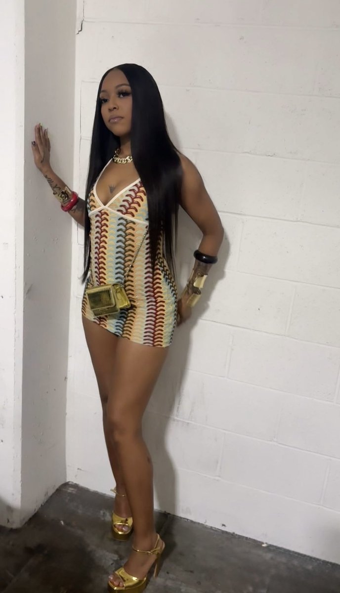 GiGi :-* tweet media