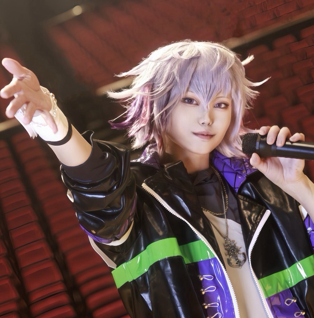 ⚠cosplay
🌈🕒／ 🥂✨ 

#cosplay
#ニシブクロデビュショReturn