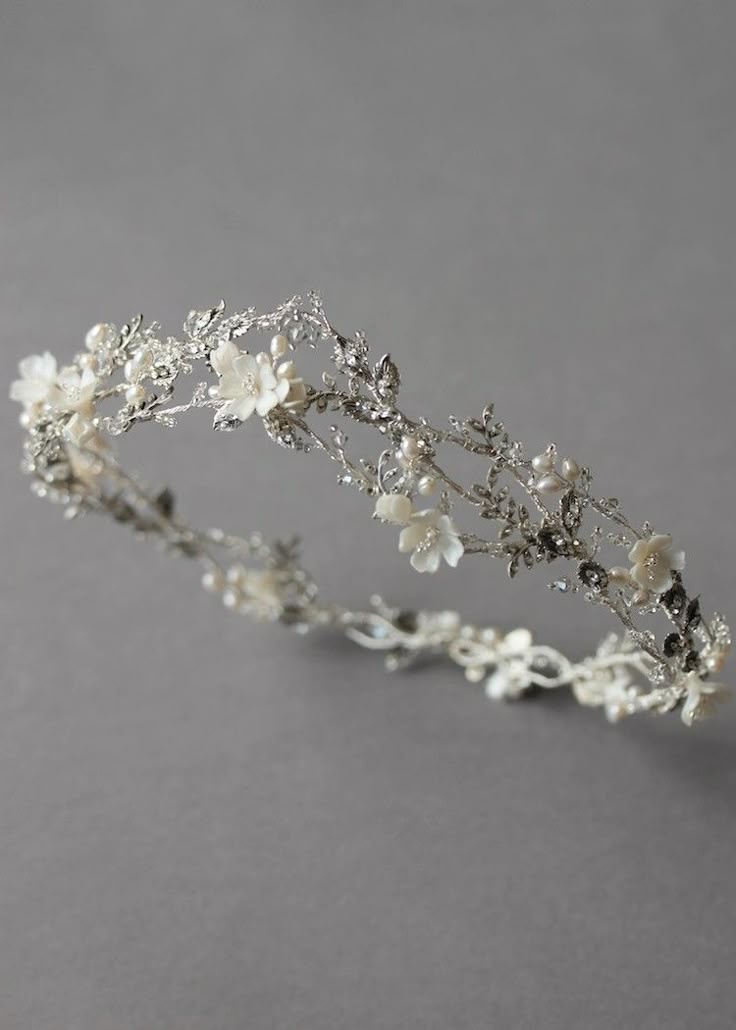 ،، ༢ 𝐻𝐸𝑅𝑀𝐸𝒮 𝐒𝐓𝐎𝐑𝐄 יִ tweet media