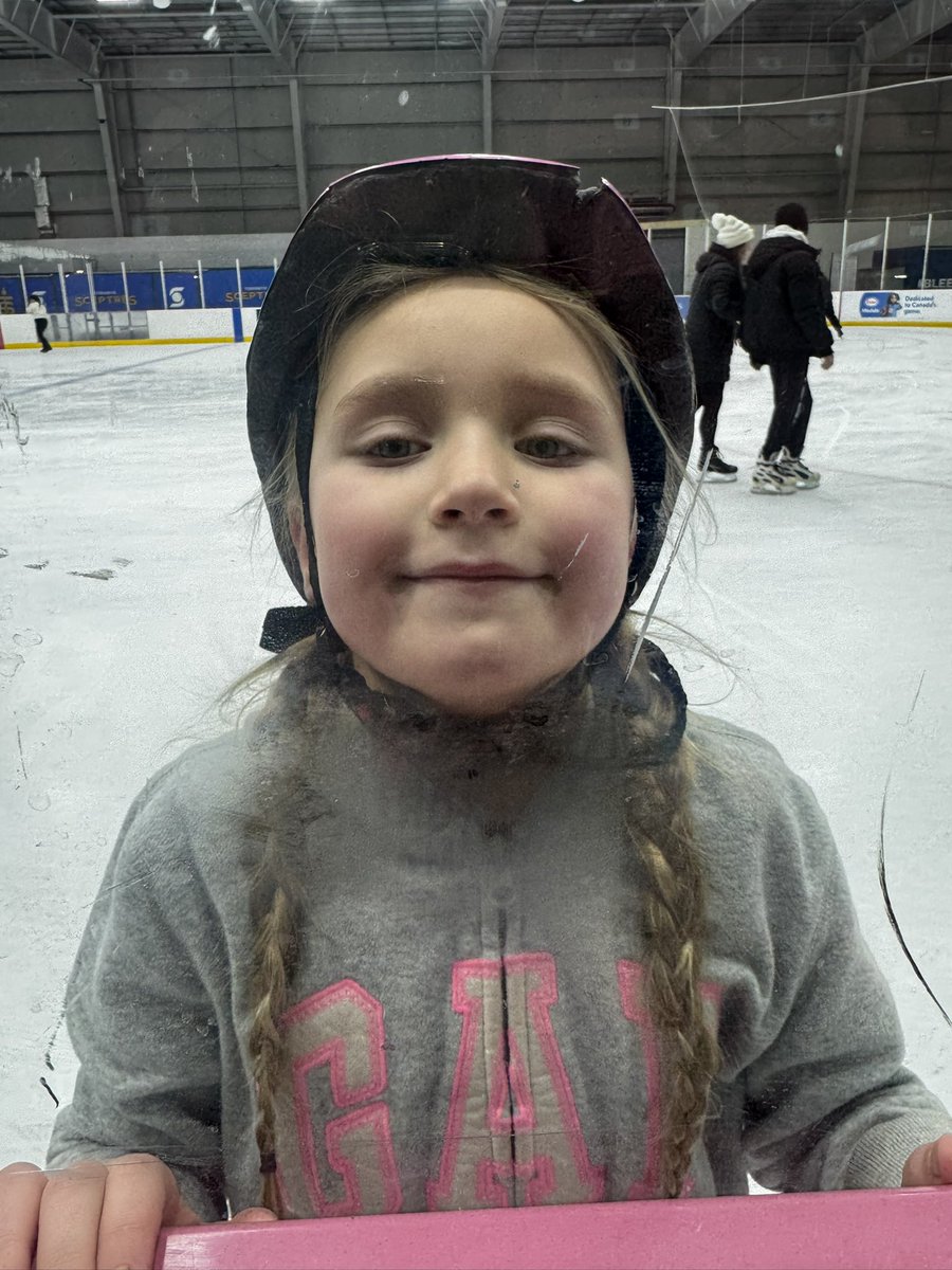 Amanda Powell tweet media