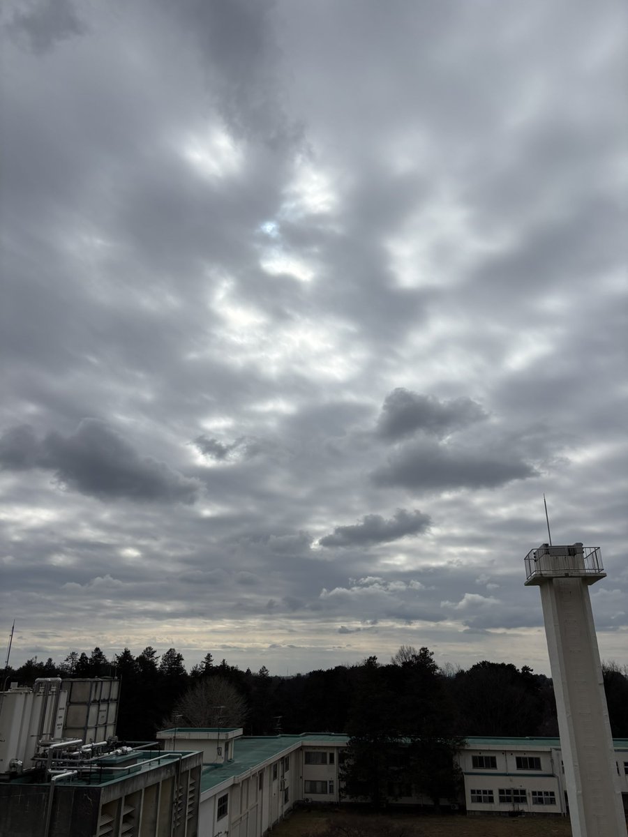 solarefle's tweet photo. 今空
肉眼では見えないけど。。。 https://t.co/rlMGvLGHEY