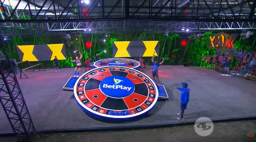 #DesafioDelSigloXXI
#DesafioDelSiglo
#DesafioTheBox
#DesafioXXI
Regla de oro Caracol: La final del Desafío tiene que ser si o si de noche para más aura. Ni eso pueden hacer bien, que horror