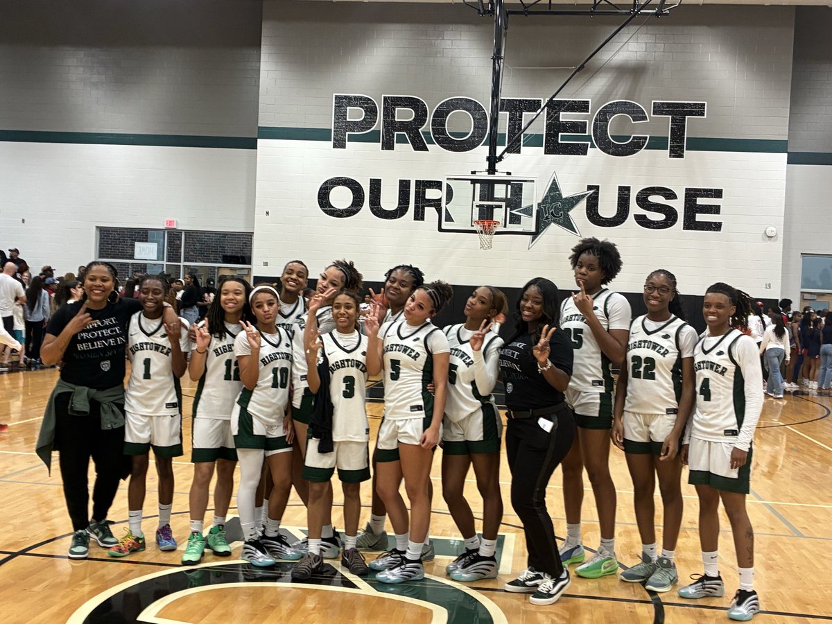 HHS_Canes's tweet photo. YES!! @LadyCaneHoops https://t.co/K5YGy9tFQL