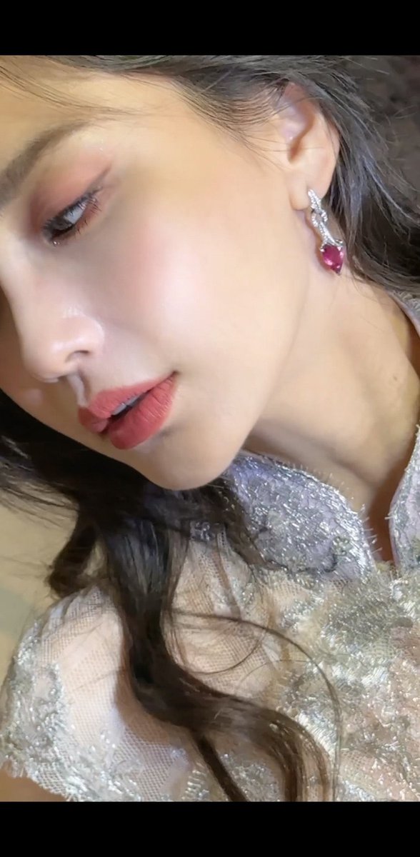 baiwanxiutushi's tweet image. 用脸拜年
#杨颖