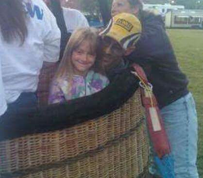 Louche74's tweet photo. Memories. First hot air balloon ride. 
Loved it https://t.co/bWsaooDEJu