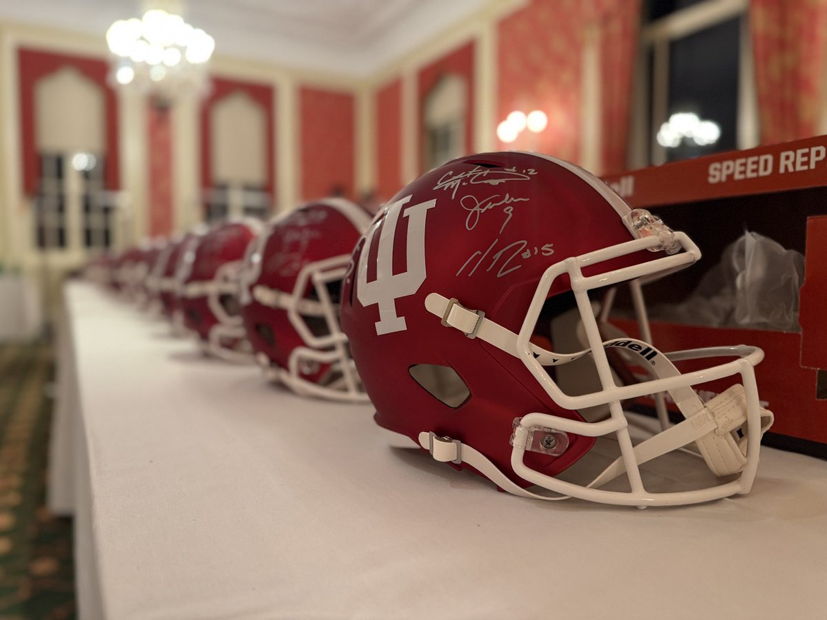 Davey O'Brien National Quarterback Award tweet media