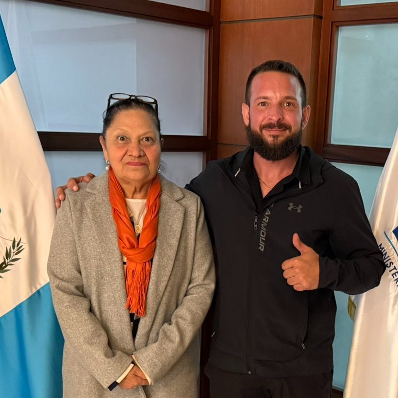Heeey!!! <a href="/Ryanmatta/">RyanMatta 🇺🇸 🦅</a> te interesaria un documental de traficadores de niños ??? 

—El que entendió, entendió.... saludos a mis amigos en el extranjero, politokers y activistas Migueleros 😜