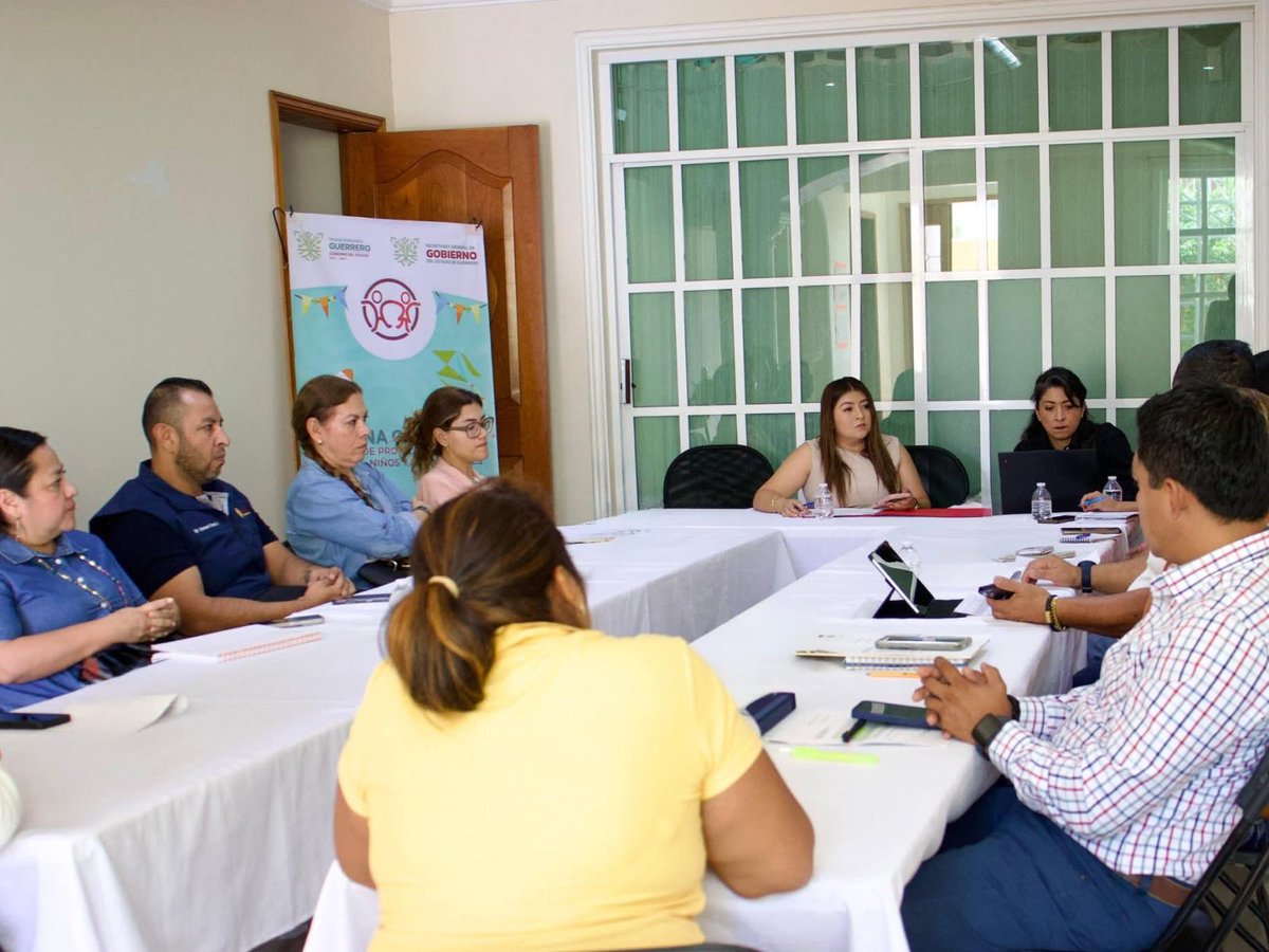 Impulsamos los derechos de NNA con #YouthReady. Reconocemos el liderazgo de la Lic. Xóchilt Sosa Rumbo (SIPINNA Guerrero) por articular esfuerzos en favor de su bienestar. 🤝