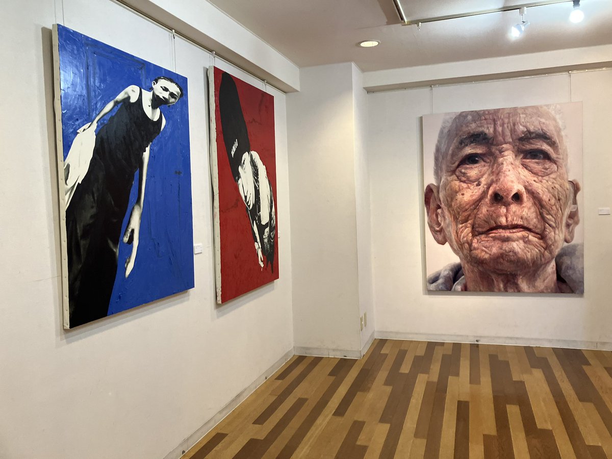 UPSTAIRS_G's tweet image. 【本日最終日】18:30まで開催となります。ぜひご来場ください。

作品展「 Portrait 」

主催：田辺朔葉 ・ 布留川颯
@tanabemotoha 
@Hayate_Furukawa 

#代官山
#gallery
#二人展
#油絵
#油画