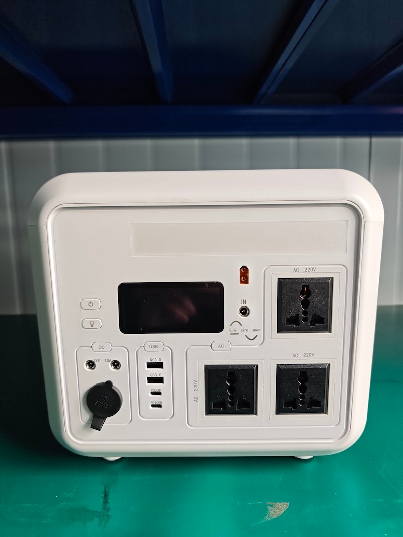 Qinlu_energy's tweet photo. Power on the go! 🪫🔋

Qinlu Energy portable power stations: Compact, reliable, with pure sine wave AC &amp; fast-charging ports. Ideal for camping, emergencies, and remote work. Choose your perfect power companion!

#QinluPower #PortableEnergy #OffGridEssentials #Qinlu https://t.co/8n5VIBu0JB