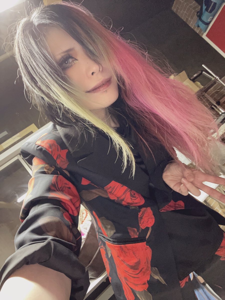 公式】eluha,(様)💜💉 (@xxeluha) / Posts / X