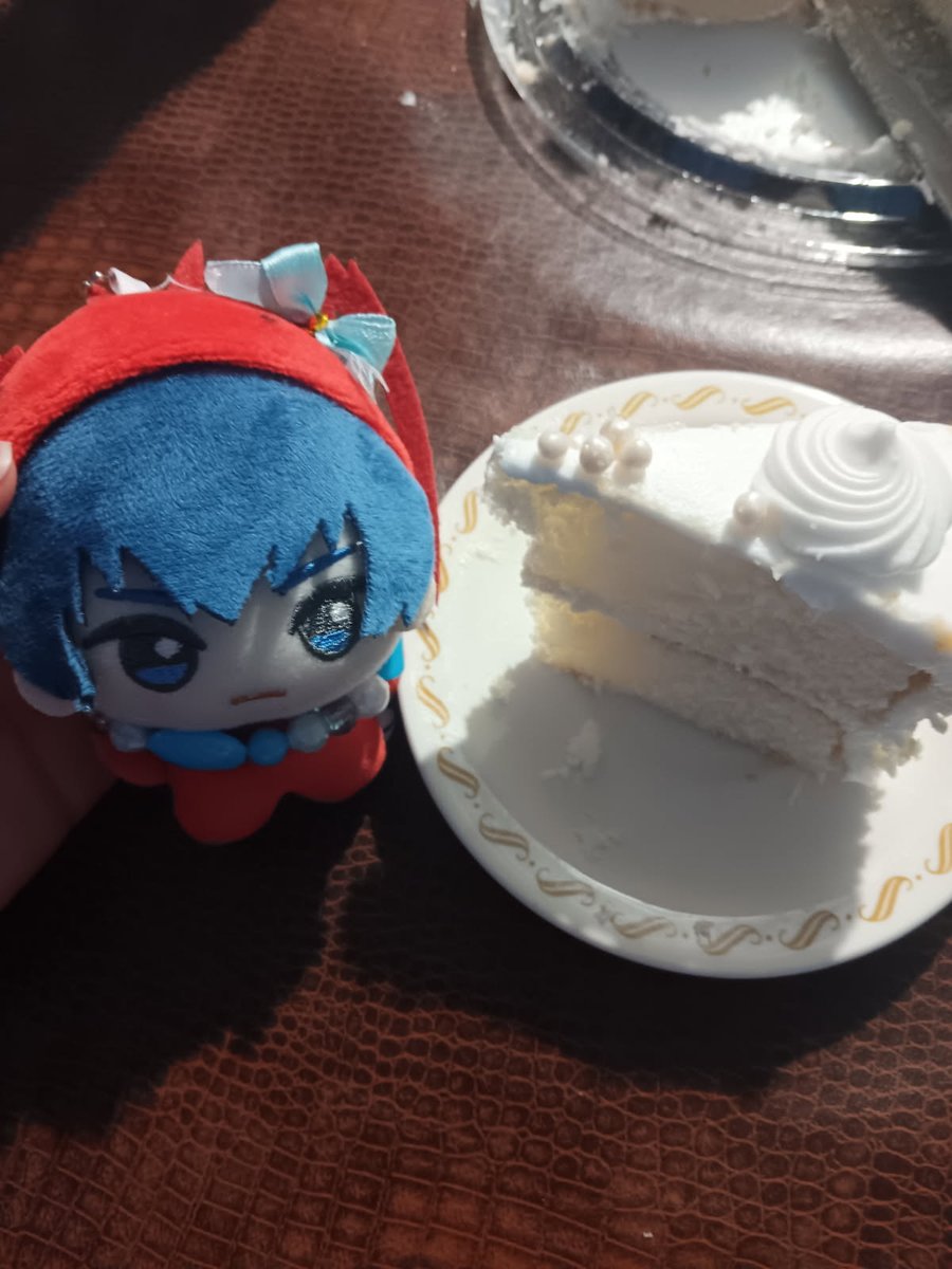 XiaoSheep4's tweet photo. Happy birthday to me 🏵️ https://t.co/4mguje0I3I