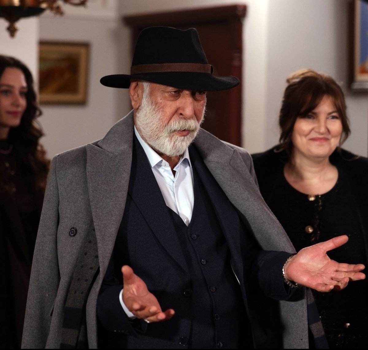Rıfat Hanoğlu Nam-ı Değer Mardinli Donçiçi. İkonik kral
#yeraltı #muhammedcangören