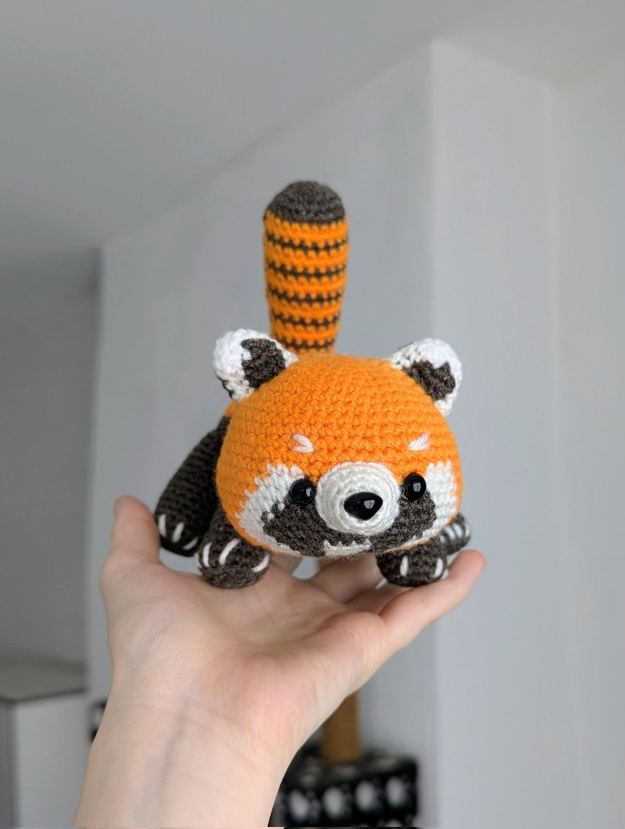 Comme le mois de février est court, il me reste 11 jours pour atteindre mon goal 😊
229€/290€
Est-ce que je peux compter sur vous pour partager mon travail ? 🫶