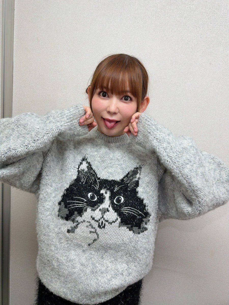 mmts ハチワレニット👅 セール中！あたたかいよ ぜひゲットしてね mmts