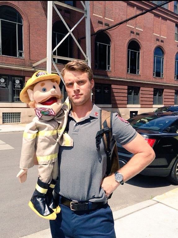 ffroshkidd's tweet photo. Jesse Spencer as Dr. Robert Chase in House I know i will forever be one of the most underrated TV characters ever. The growth, the loyalty, the depth 😭❤️
We don’t talk about me enough.
#JesseSpencer
#HouseMD
#ChicagoFire
#MattCasey
#TVLegends 

What was your favorite moment https://t.co/owV11EoWQp