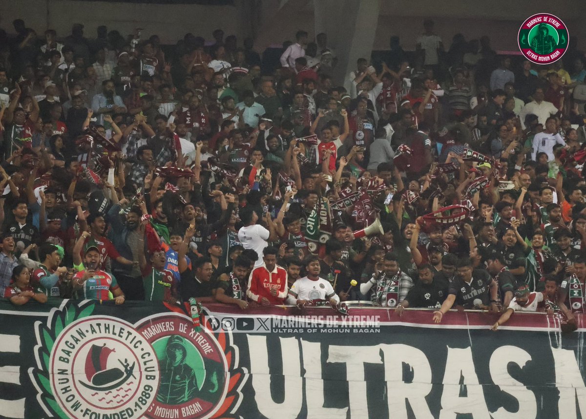 MdxOfficial2018's tweet photo. “Our identity is the roar in the gallery,
Green and Maroon are our true identity.” 💚❤️
#mohunbagan #mohunbaganac #Mbac #MohunbaganSg #Mbsg #Mdx #marinersdextreme #Ultras #Greenmaroon #Loyalultras https://t.co/qA4kfLumxd