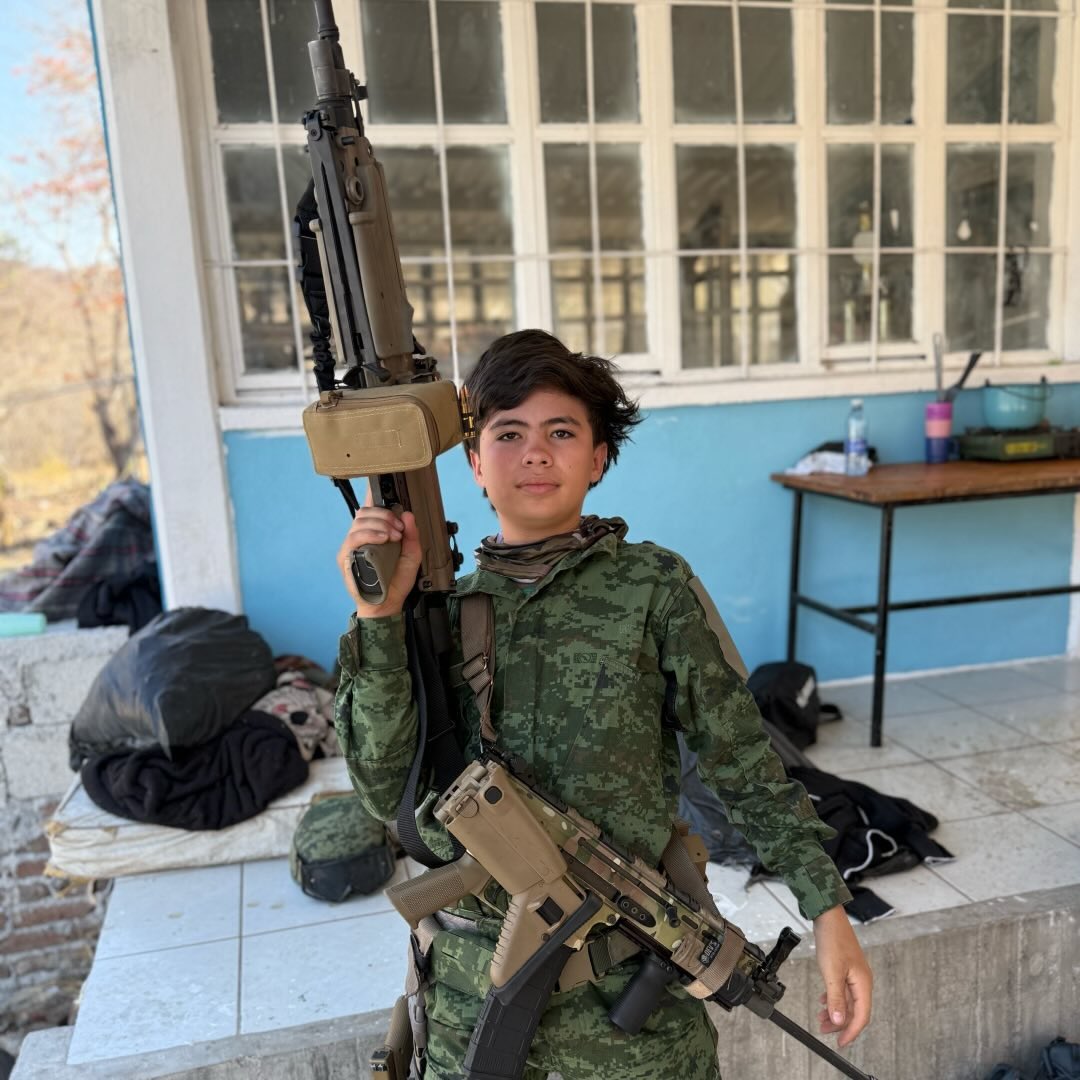 Worldwar_x tweet media