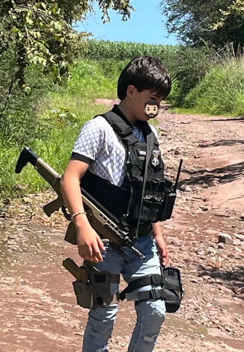 Worldwar_x tweet media