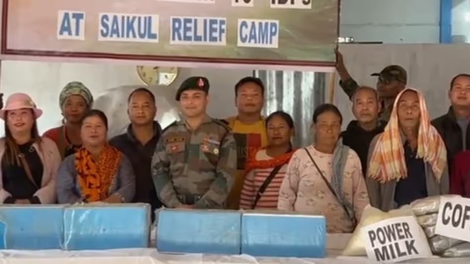 Manipur: 1.25 Tons of Hope📦
Assam Rifles delivered essential supplies &amp; medicines to 853+ people in Saikul subdivision. 
A shining example of peace &amp; humanity amidst violence. Salute to our soldiers 🫡
#HelpingHands #Manipur #IIFLFinancebonds #IndiaIsHome4AI #Angelicintelligence