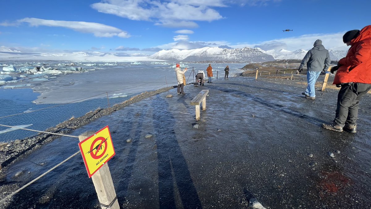 wapple15's tweet image. A 3 parter here as this woman’s total disregard for the #TuttingTypography was quite astonishing. Have to figure there was a language barrier…maybe only English speakers supposedly do dumb stuff in Iceland. 😆#PMJWeeklyChallenge