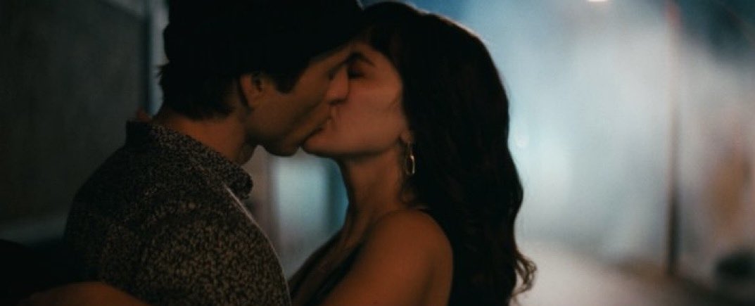 glenbrina's tweet image. these are the movies glen needs to be doing. glen is soooo good in dark comedies/roles where he plays a loser, uses his comedic chops and kinda breaks your soul when he breaks down. his charm is insane. the chemistry with margaret and jessica is electric. #howtomakeakilling