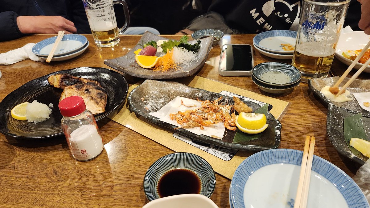 Bogyyz's tweet photo. 先日かなりおそい新年会しましたですまんぼうの唐揚げがありましたジュワットしてたです。 https://t.co/SBzAbG1fzS