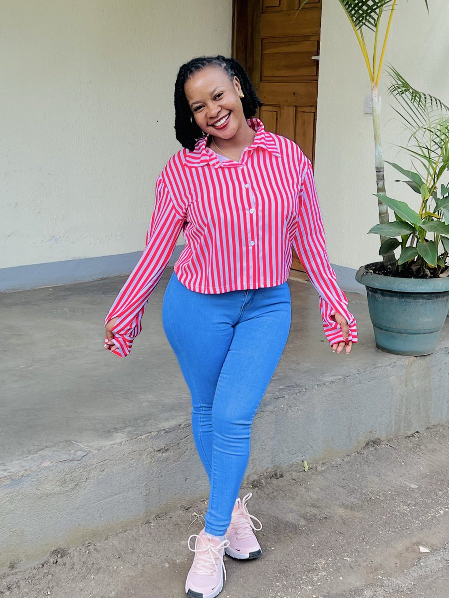 Proverb 31 woman tweet media