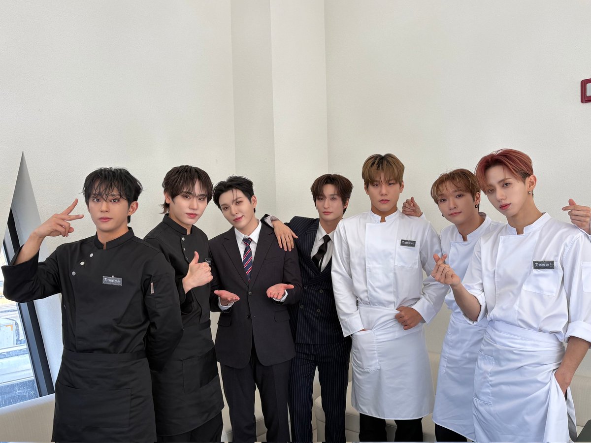 DKB_BRAVE's tweet photo. [📷]

BB와 함께 즐기고 싶어서 준비한 설 특집 <흑백요리사: 요리 계급 전쟁 - 파인닼이닝🍽️>!! 재밌으셨나요~?
이번 설날에는 BB도 가족분들에게 맛있는 음식을 대접하며 즐거운 설 연휴를 보내길 바라요🤗🩶

We wanted to enjoy it with BB, so we prepared the Lunar New Year Special <Culinary Class Wars – Fine D(KB)ining 🍽️> content!! Did you have fun?
We hope BB will also serve delicious food to your family and have a good Lunar New Year holiday this Lunar New Year. 🤗🩶

#다크비 #DKB #설날 #HappyNewYear 
#닼카이브 #DKB_ARCHIVE