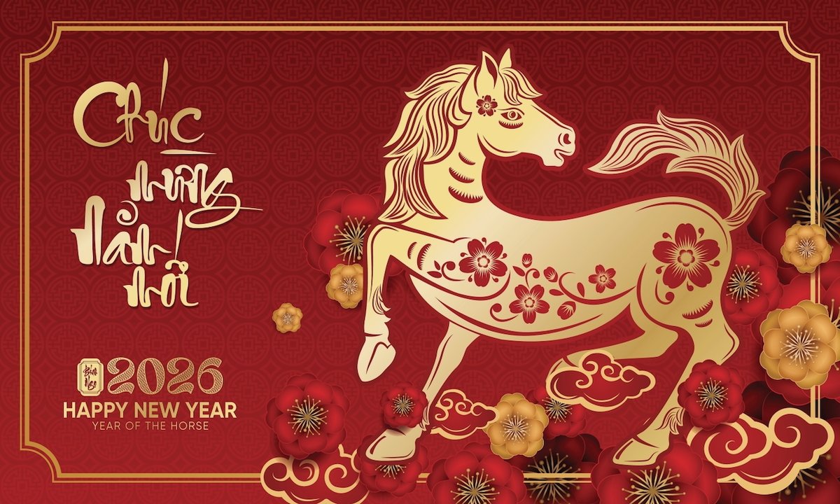 GrayhawkDavid's tweet photo. Happy Year of the Horse....
Love, Bridget, Quynh, Bà ngoại and Grayhawk David Gibney https://t.co/LQvx5LiLv2