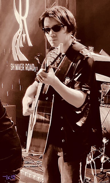 Shimmer Road Country tweet media