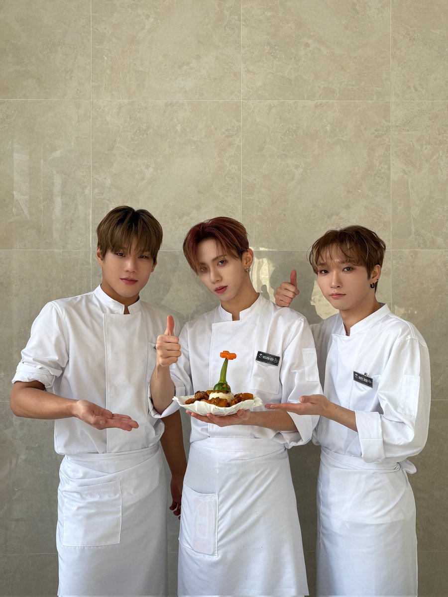 DKB_BRAVE's tweet photo. 👨‍🍳 백팀
김치찜 대가 준서
치킨 괴물 유쿠
닭도리탕 장인 해리준 https://t.co/LK0TXw4i6g