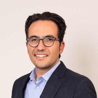 La crisis por la que está pasando la institución tiene nombres y apellidos:

Carlos Valenzuela <a href="/cvalenzuela/">Carlos Valenzuela</a> 
Natalia Gaitan 
Pedro Martinez Losa <a href="/PedroMLosa/">Pedro Martínez Losa</a> 
Mauricio Culebro 

Ellos son los principales responsables que Tigres Femenil este en la mierda actualmente