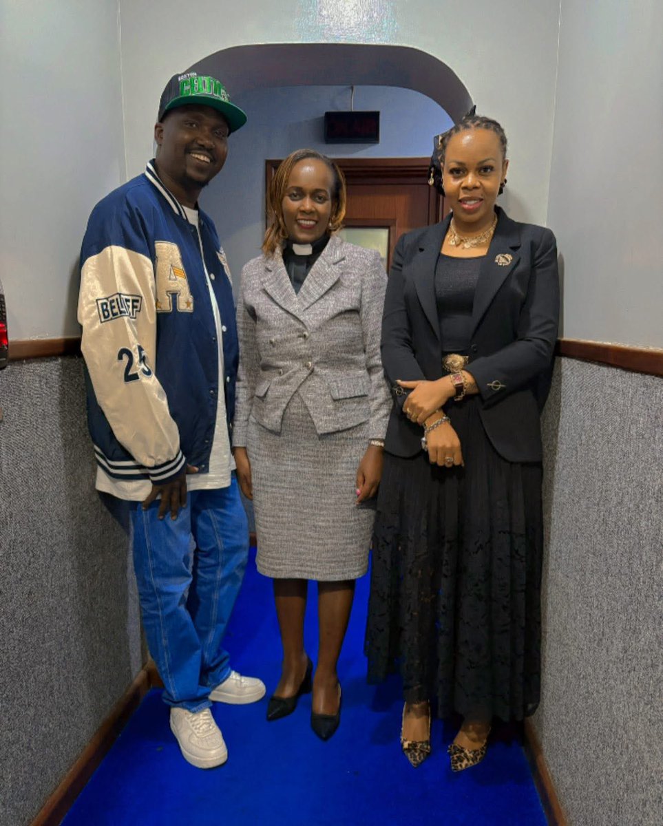kameme101's tweet image. Ni ithaa ria caaai 😅
Good Morning! Time for #Canjamuka Terrific Tuesday na Team kubwa Muthoni AKA Baby Top na CHEF Gathemba. Are You Ready For Magecha Ma Muturire na Rev Lydia Kahiga SMS 20014
