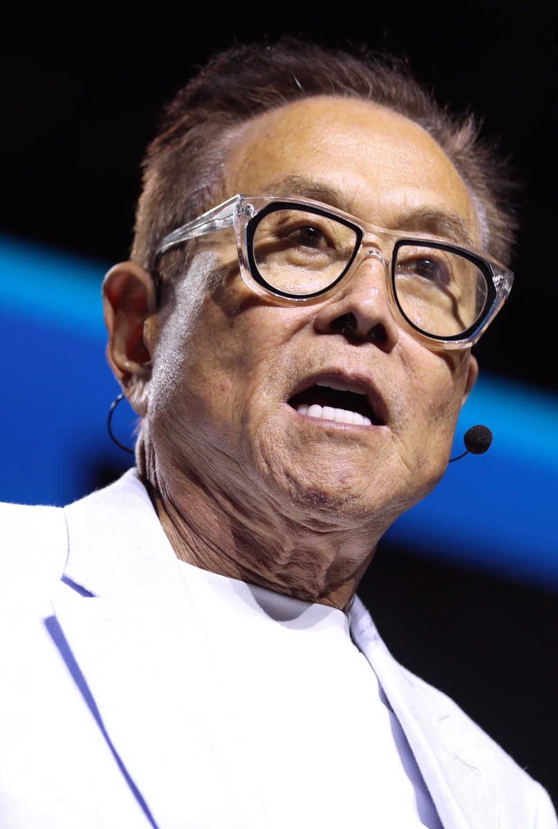 CryptoNewsHntrs's tweet photo. 🚨 LATEST 🚨
ROBERT KIYOSAKI PREDICTS A “GIANT CRASH IS IMMINENT.”
#FinancialCrash #Kiyosaki #Economy #MarketCrash https://t.co/x22B1R8sgy