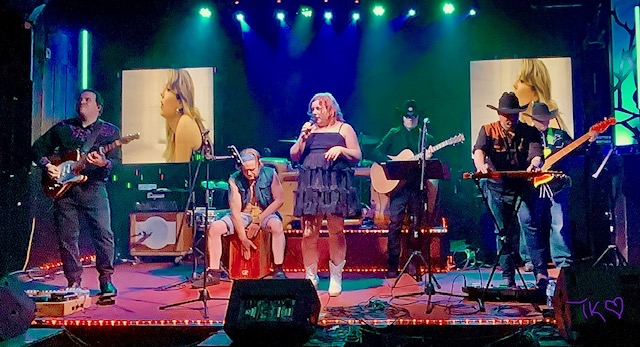 Shimmer Road Country tweet media
