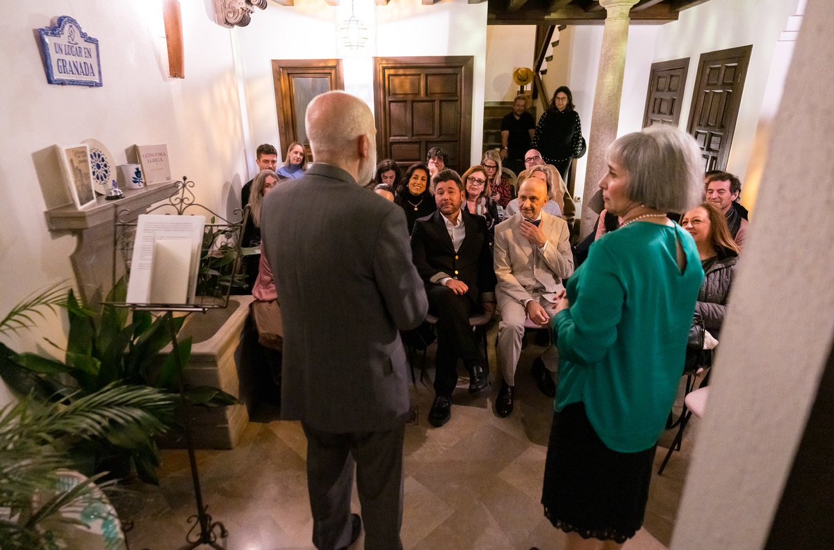 CCFedericoGrana's tweet photo. Gracias infinitas a @albertoporrasc &amp; María José de @lugarengranada por vuestra infinita sensibilidad y demostrar que hay un lugar en el mundo donde abrazarse a la belleza. 

Gracias a vosotr@s por vuestro incondicional apoyo.
Seguimos construyendo … 

CCFG https://t.co/QJjsjrNVxT