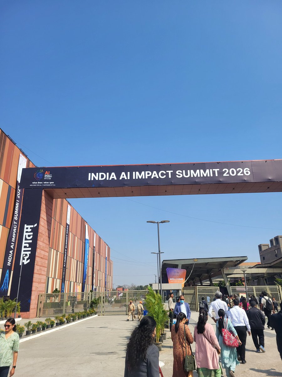 Sam | Ayush tweet media