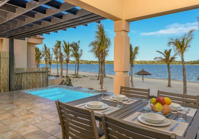 tourskm_'s tweet photo. The Jewel of Mozambique
The resort offers the ultimate tropical beach holiday and pristine beach.
KM TOURS can plan your getaway
Get in touch 
📞+27 72 244 8078
✉️travel@kmtours.co.za
👩🏻‍💻https://t.co/nIbyKBXXI7
#KmToursTravel #AventureAwaits #BucketList #Mozambique #ViralVacations https://t.co/7ZTU5TnJkR