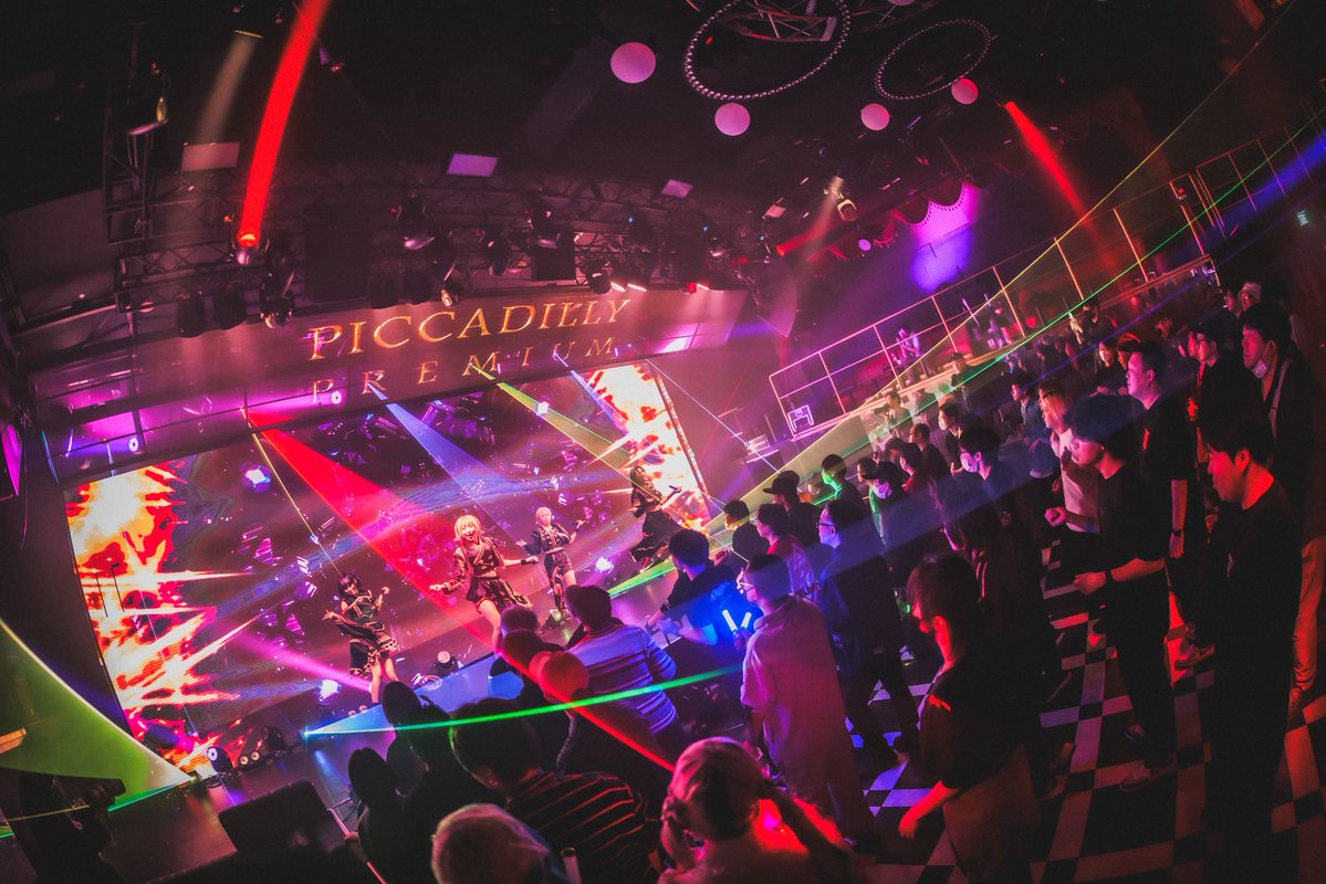 🔥🔥🔥お知らせ予告🔥🔥🔥 本日のJANUSでのLIVE ライブ後のMCで ご機嫌