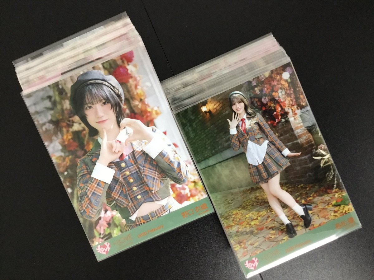 イコラブちゃん 『ラブソングに襲われる 歌唱衣装アザーカット』 バラ