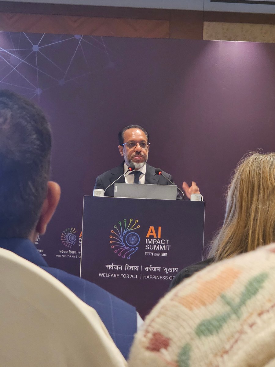 CEEWIndia's tweet image. AI is powering the future.

But what is powering AI?

As India positions itself as a global hub for artificial intelligence and digital services, #DataCentres are expanding at an unprecedented pace. Yet behind every AI model, cloud platform, and digital service lies a