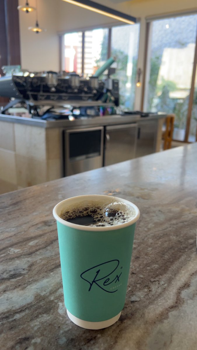 s2ud_10's tweet photo. Last morning coffee https://t.co/8imQbS2aZC