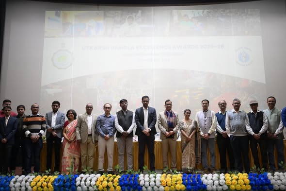 The Utkarsh Bangla Excellence Awards 2025‑26 was held on 16th February at Karigari Bhawan, organized by Paschim Banga Society for Skill Development (PBSSD), Government of West Bengal. 
#UtkarshBangla #utkarshbanglaexcellenceawards #pbssd #skilling