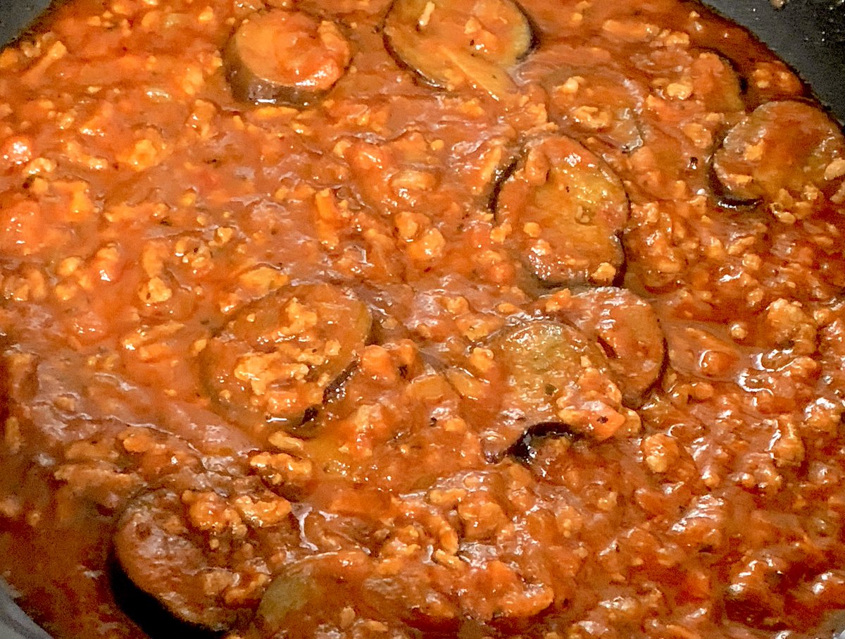 お米とチーズがあればドリア化。パンとチーズがあればのっけて焼く